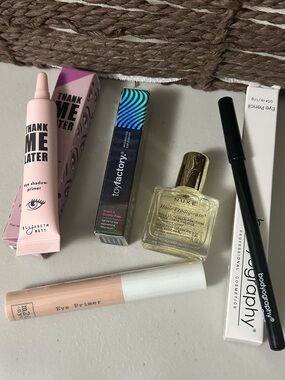 Makeup Bundle New - primer, body & hair oil, eye pencil